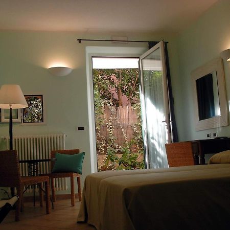 Locanda Conchiglia D'Oro Varigotti Esterno foto